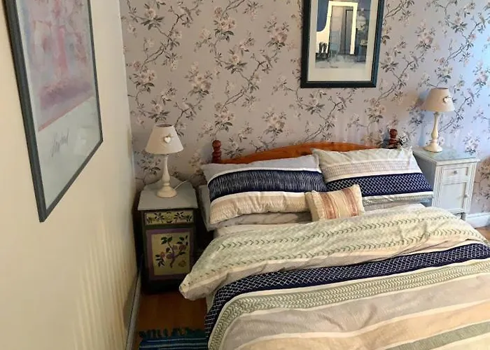 B&B Lakeview House *